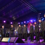 FOTOGALERIJA Pogledajte tko je sve bio na koncertu klapa Cambi i Sv. Juraj HRM na Stradunu! 19 Nastup klapa Cambi i Sv. Juraj HRM na Stradunu