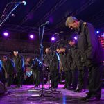 FOTOGALERIJA Pogledajte tko je sve bio na koncertu klapa Cambi i Sv. Juraj HRM na Stradunu! 26 Nastup klapa Cambi i Sv. Juraj HRM na Stradunu