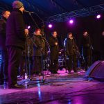 FOTOGALERIJA Pogledajte tko je sve bio na koncertu klapa Cambi i Sv. Juraj HRM na Stradunu! 56 Nastup klapa Cambi i Sv. Juraj HRM na Stradunu