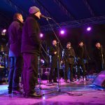 FOTOGALERIJA Pogledajte tko je sve bio na koncertu klapa Cambi i Sv. Juraj HRM na Stradunu! 58 Nastup klapa Cambi i Sv. Juraj HRM na Stradunu
