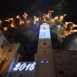 FOTO Dubrovčani s Tonyjem, vatrometom i valcerom ušli u 2015.! 8 Doček Nove 2015. godine na Stradunu Toni Cetinski
