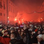 FOTO Dubrovčani s Tonyjem, vatrometom i valcerom ušli u 2015.! 19 Doček Nove 2015. godine na Stradunu Toni Cetinski