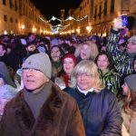 FOTO Dubrovčani s Tonyjem, vatrometom i valcerom ušli u 2015.! 34 Doček Nove 2015. godine na Stradunu Toni Cetinski