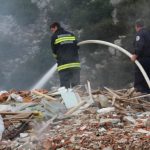 Požar na divljem odlagalištu