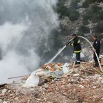 Požar na divljem odlagalištu