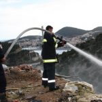 Požar na divljem odlagalištu
