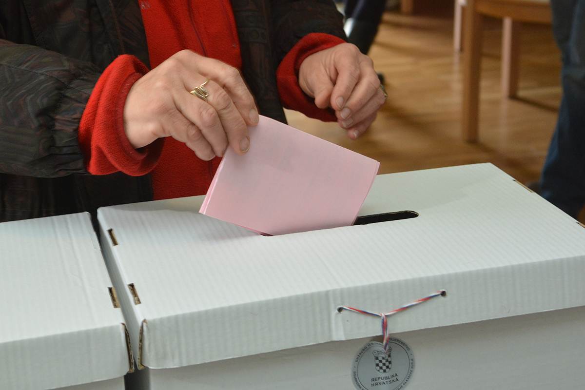 Izbori glasovanje Mato Franković