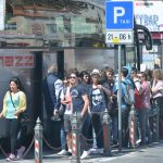 FOTO Ako se njih pita, ljeto je već u Gradu! 25 turisti pile autobus106