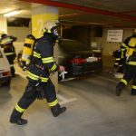 Javna vatrogasna postrojba Dubrovački vatrogasci požara garaža na Ilijinoj glavici
