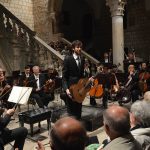 FOTO Svjetski poznati gitarist oduševio u Kneževom dvoru 12 dso ceku knezev dvor 010515 1