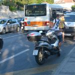 PROMETNA NA VOJNOVIĆU Mopedist oborio pješakinju 2 prometna 3