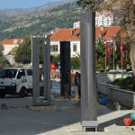 spomenik vrata od grada vlahutin 111115 8