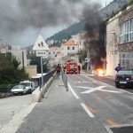 POŽAR NA PLOČAMA Zapalio se moped 4 pozar ploce 2