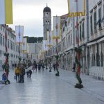 FOTO Postavljeni standali, Grad u ruhu našeg Parca 2 standali 2