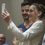 revija za karlu063