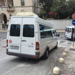 Iskrcavanje gostiju ispred Hiltona 2