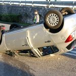 prometna ilijina glavica auto na krov 150416 6
