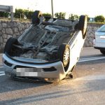 prometna ilijina glavica auto na krov 150416 7