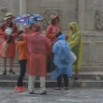 guzva turisti kisa348