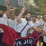 FOTO/VIDEO Prvaci su stigli doma! Spektakularan doček u Čilipima! 51 jug docek084