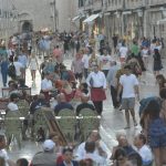 FOTOGALERIJA Najljepši je noćni đir 2 spica stradun001