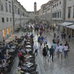 FOTOGALERIJA Najljepši je noćni đir 4 spica stradun003