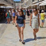 spitza stradun turisti ljeto kostimi 030816 2