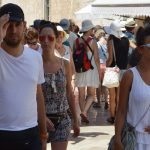 spitza stradun turisti ljeto kostimi 030816 7