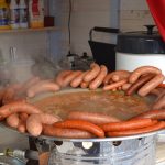 FOTO 'Zavirili' smo u cjenike adventskih kućica, evo što se nudi i po kojim cijenama 5 kucice cijene 10