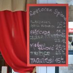 FOTO 'Zavirili' smo u cjenike adventskih kućica, evo što se nudi i po kojim cijenama 9 kucice cijene 31