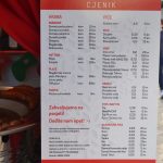FOTO 'Zavirili' smo u cjenike adventskih kućica, evo što se nudi i po kojim cijenama 14 kucice cijene 42