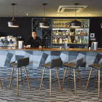 lero piano bar0010