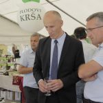 sajam ravno plodovi krsa 8