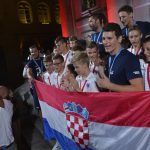docek vaterpolisti1018