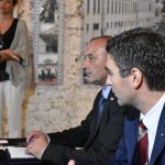 FOTO Ministar Medved i Franković potpisali sporazum o izgradnji 108 stanova za branitelje 12 medved branitelji stanovi sporazum frankovic 090717 12