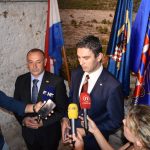 FOTO Ministar Medved i Franković potpisali sporazum o izgradnji 108 stanova za branitelje 15 medved branitelji stanovi sporazum frankovic 090717 15