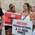 prosvjed porez nekretnine 8
