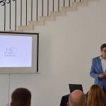 vizualni identitet ugd 10