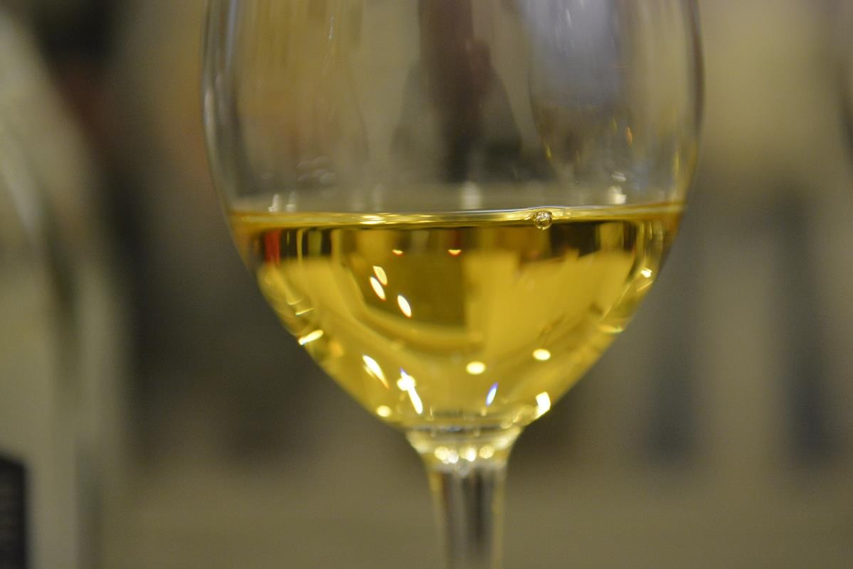 UZ NOVE REGULATIVE Stručna obuka o pravilnom uzimanju uzoraka za vinare