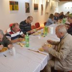 tripicari pridvorje020