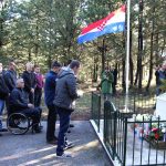 Položeni vijenci i zapaljene svijeće na spomen obilježju na Bosanci 10 091117 vijenci bosanka 22