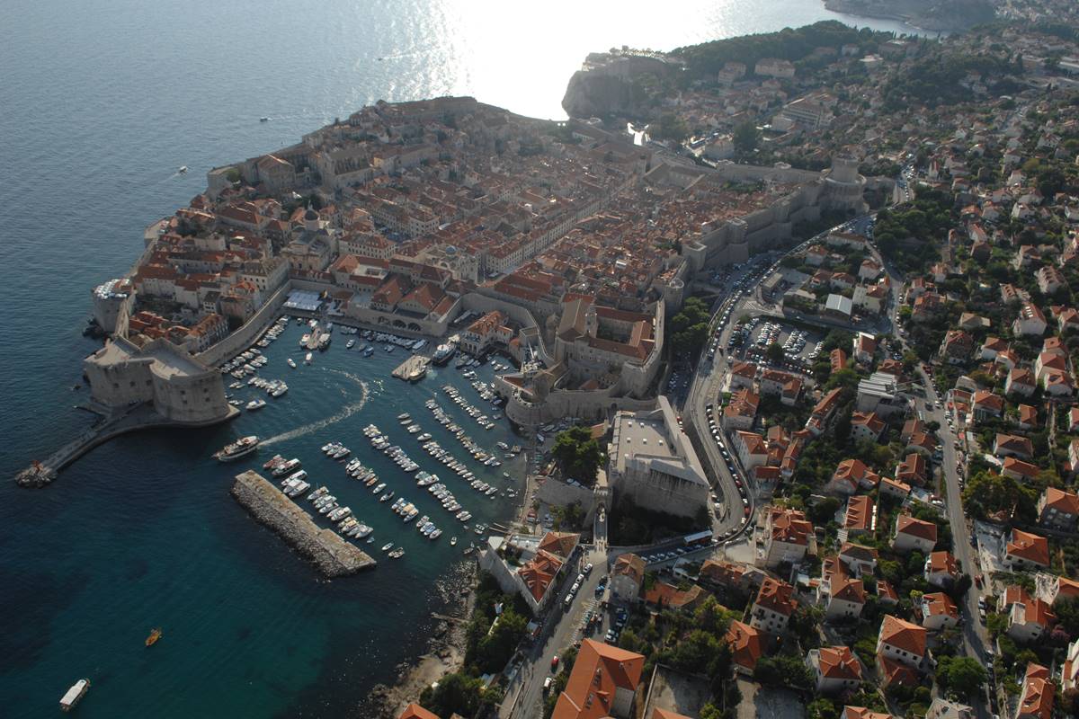Dubrovnik najsigurniji europski grad i osma najsretnija destinacija za putovanje u svijetu