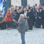 Barjaktari pred Katedralom 20
