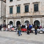 FOTOGALERIJA Tko je sve na Stradunu uživao u slasnim kamenicama? 15 24032018 festa od kamenica stradun 16
