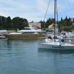 'MALČICE' PREVELIKA Pa ne čini se da baš ima devet metara… 1 ina orsan002 1