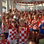 FOTO / VIDEO / SLAVLJE BEZ PREMCA Pošta Lapad vatrenog srca za naše Vatrene! 51 slavlje posta lapad51