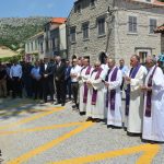 FOTO Vijenci i svijeće za poginule Imoćane 33 trsteno vijenci123