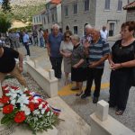 FOTO Vijenci i svijeće za poginule Imoćane 8 trsteno vijenci47