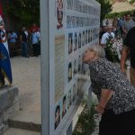 FOTO Vijenci i svijeće za poginule Imoćane 9 trsteno vijenci49