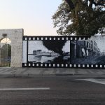 NE, OVO NIJE NA SRĐU Mural s motivima Domovinskog rata na zidu Stadiona Lapad 2 Grafiti Stadion Lapad 2